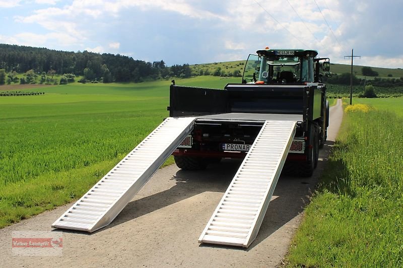 Kipper van het type PRONAR T 679/4MN, Neumaschine in Ostheim/Rhön (Foto 26)