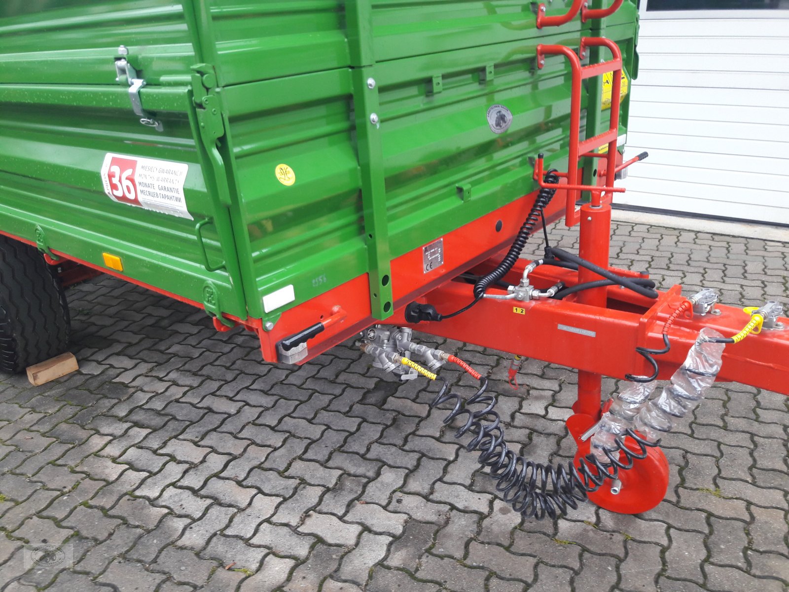 Kipper tip PRONAR T671, mit 2Kreis-Druckluftbremsanlage, 25Km/h, 7200KG.Zul.Ges.Gew., *NEU*, ZV, Pendel-Bordwandaufsätze, Breitreifen. *Sonderaktion-Stihl*, Neumaschine in Tschirn (Poză 10)