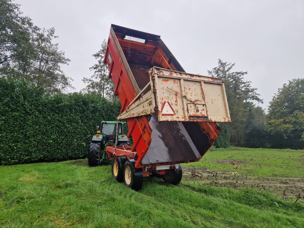 Kipper van het type Sonstige dewa silagewagen 4x4, Gebrauchtmaschine in Oirschot (Foto 9)