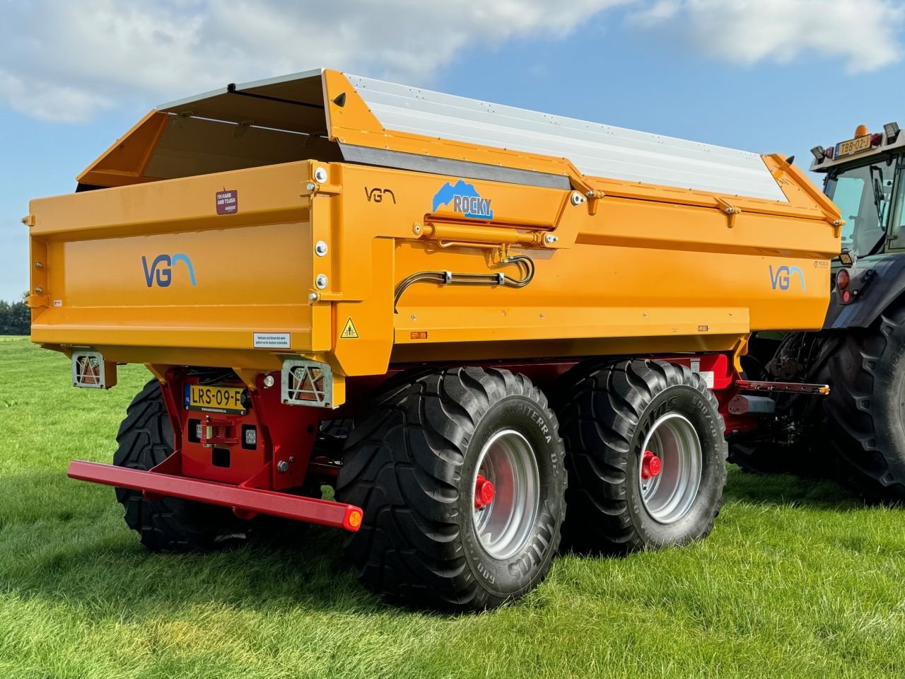 Kipper van het type VGM Rocky 14 / ZK14, Neumaschine in Hardinxveld-Giessendam (Foto 8)