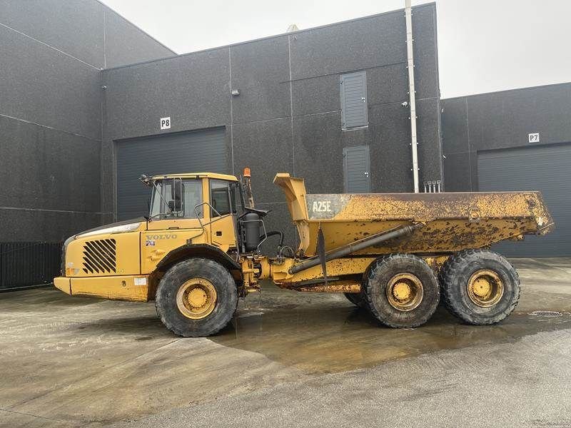 Kipper του τύπου Volvo A 25 E, Gebrauchtmaschine σε Waregem (Φωτογραφία 2)