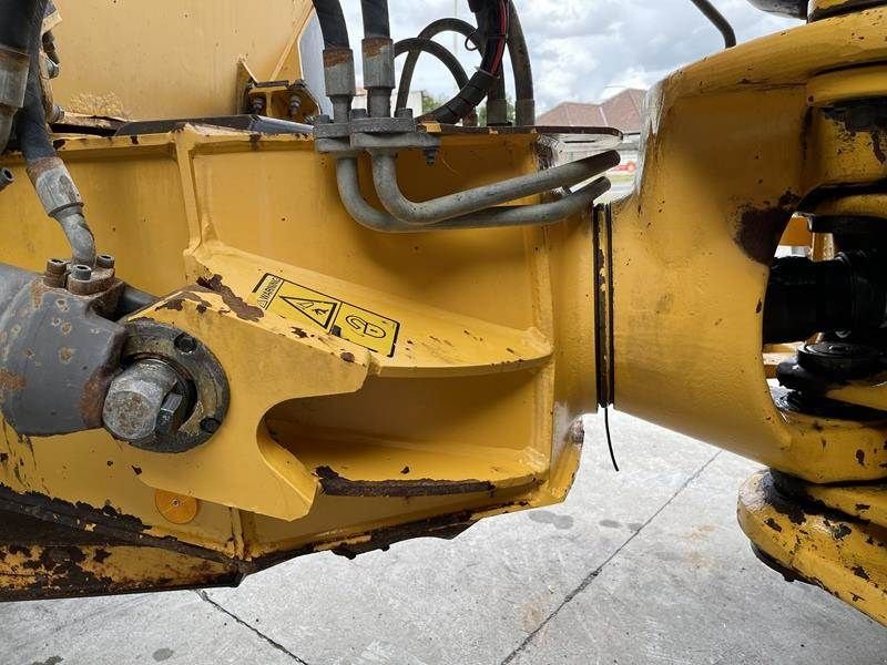 Kipper of the type Volvo A 25 E, Gebrauchtmaschine in Waregem (Picture 4)