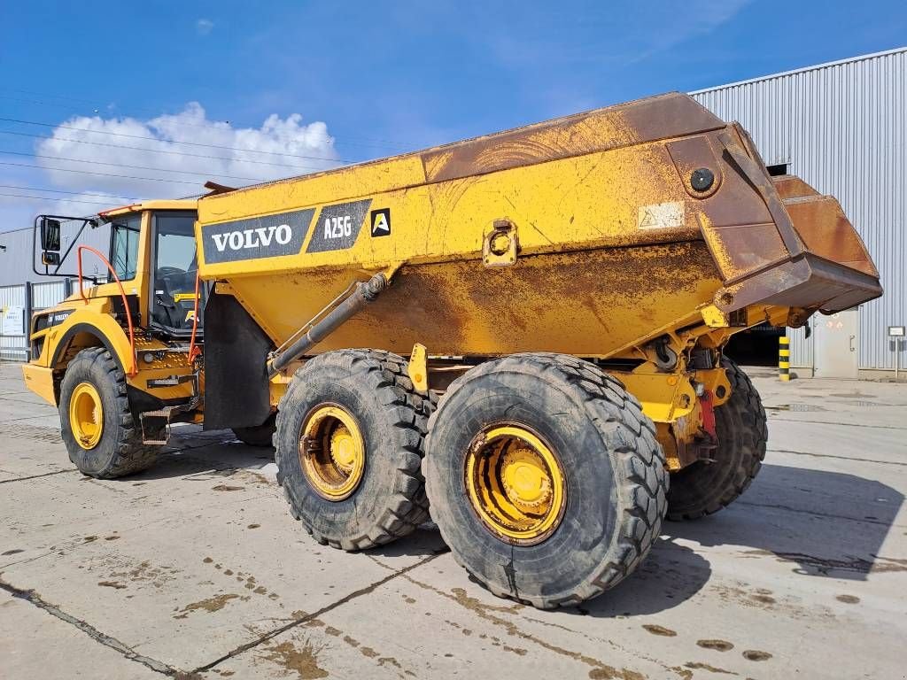 Kipper du type Volvo A25G (Comes with Tailgate), Gebrauchtmaschine en Stabroek (Photo 2)