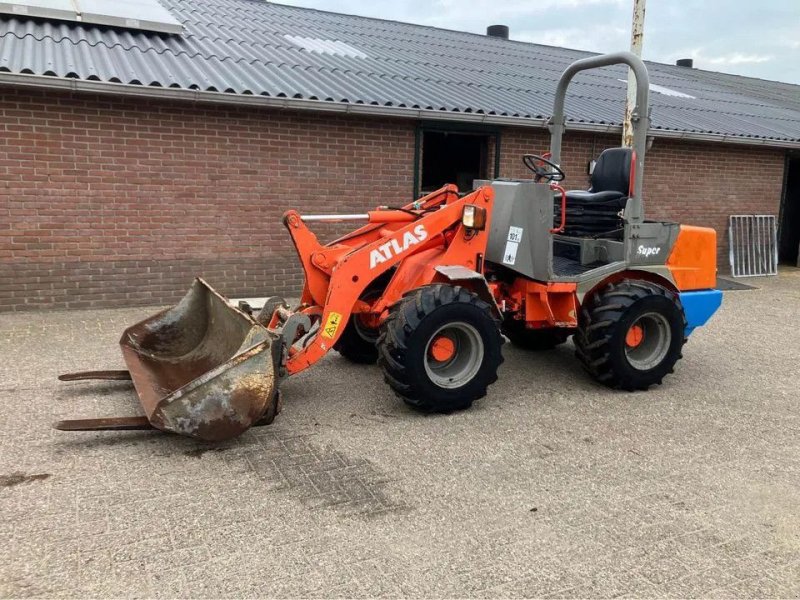 Knickgelenkte Baggerlader typu Atlas AR 35 Shovel Wiellader Loader, Gebrauchtmaschine v Lunteren