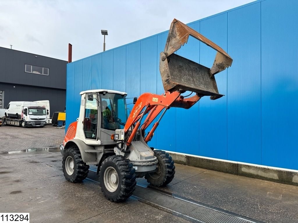 Knickgelenkte Baggerlader des Typs Atlas AR75S 4X4, 55 KW,, Gebrauchtmaschine in Ede (Bild 3)