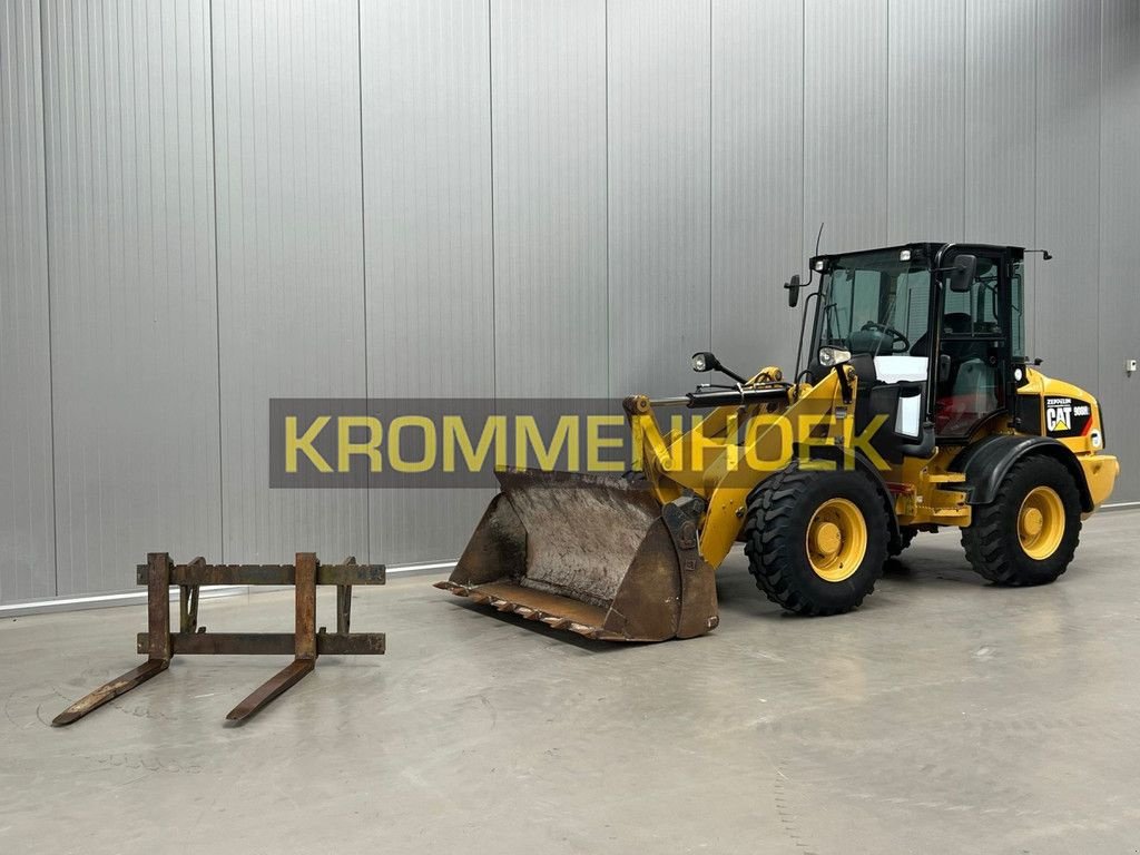 Knickgelenkte Baggerlader του τύπου Caterpillar 908 H2, Gebrauchtmaschine σε Apeldoorn (Φωτογραφία 2)