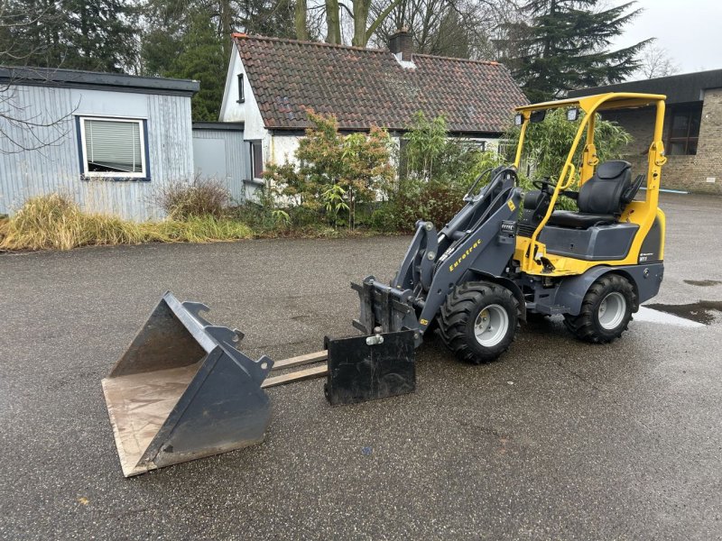 Knickgelenkte Baggerlader typu Eurotrac W11 shovel, Gebrauchtmaschine v Bilthoven (Obrázek 1)