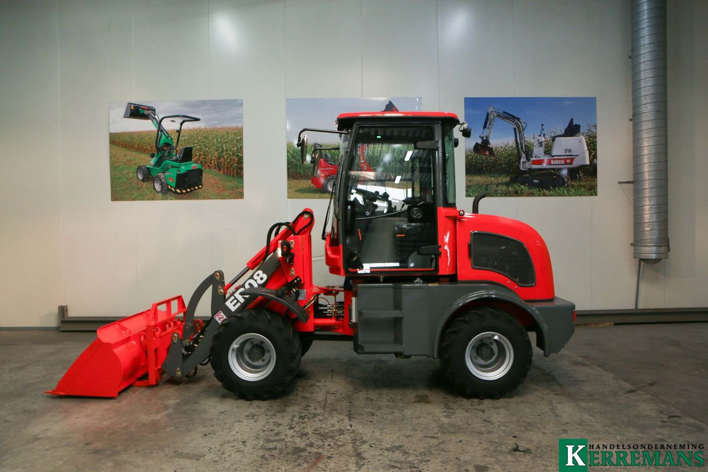 Knickgelenkte Baggerlader des Typs Everun ER08, Neumaschine in Dronten (Bild 4)