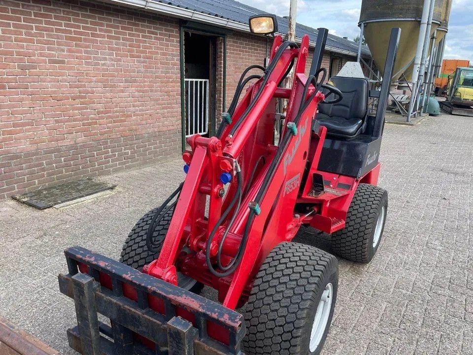 Knickgelenkte Baggerlader van het type Fuchs F853H Shovel Loader marge !!, Gebrauchtmaschine in Lunteren (Foto 5)