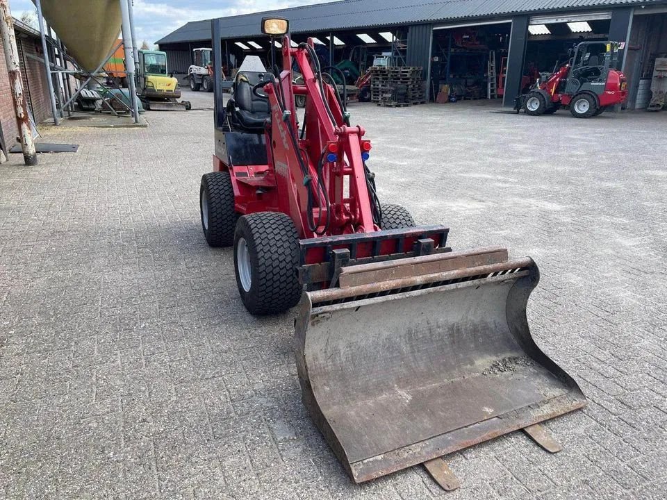 Knickgelenkte Baggerlader Türe ait Fuchs F853H Shovel Loader, Gebrauchtmaschine içinde Lunteren (resim 4)