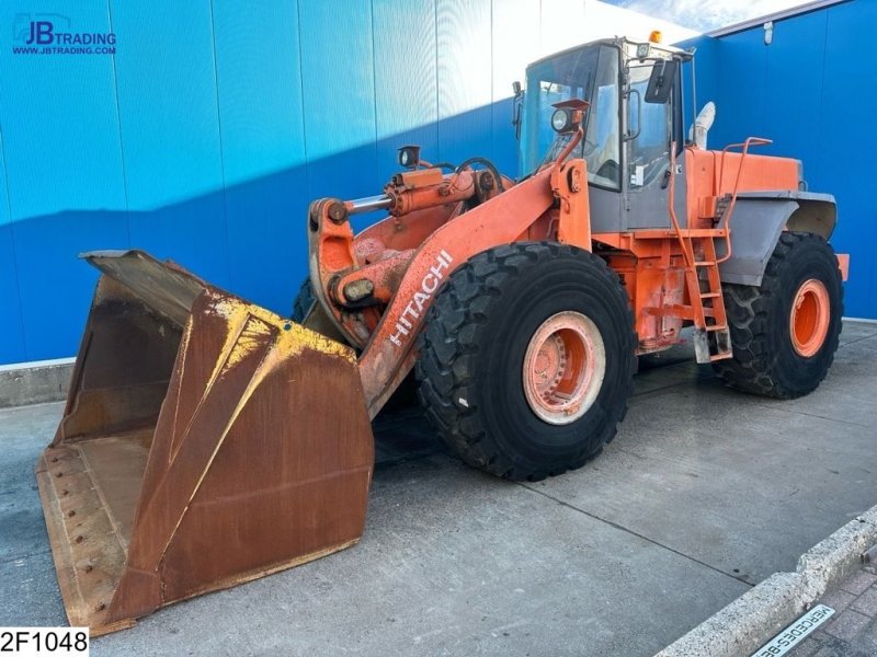 Knickgelenkte Baggerlader du type Hitachi LX290E 4x4, 239 KW, Gebrauchtmaschine en Ede