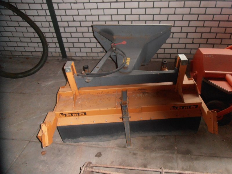 Knickgelenkte Baggerlader of the type Holaras 180, Gebrauchtmaschine in Kerkdriel (Picture 1)