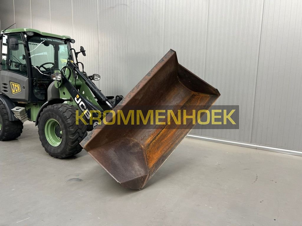 Knickgelenkte Baggerlader typu JCB 407 T4, Gebrauchtmaschine w Apeldoorn (Zdjęcie 9)