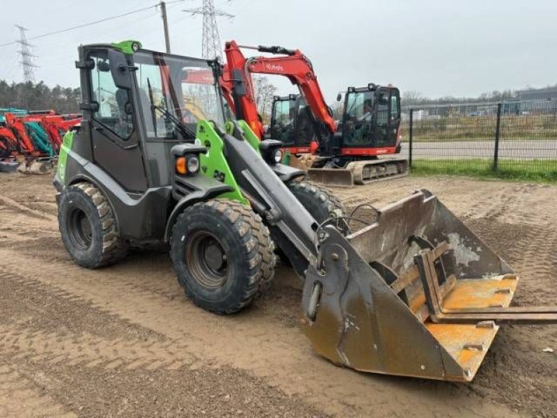 Knickgelenkte Baggerlader typu Mecalac AX 1000, Gebrauchtmaschine v MOL (Obrázek 1)