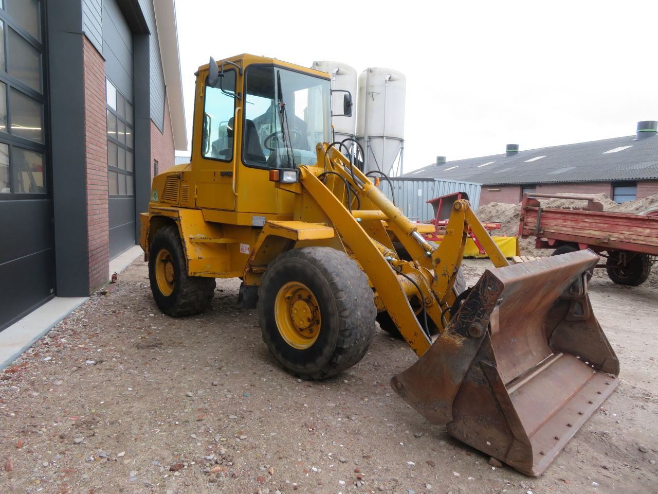 Knickgelenkte Baggerlader du type Schaeff zl80, Gebrauchtmaschine en Barneveld (Photo 4)