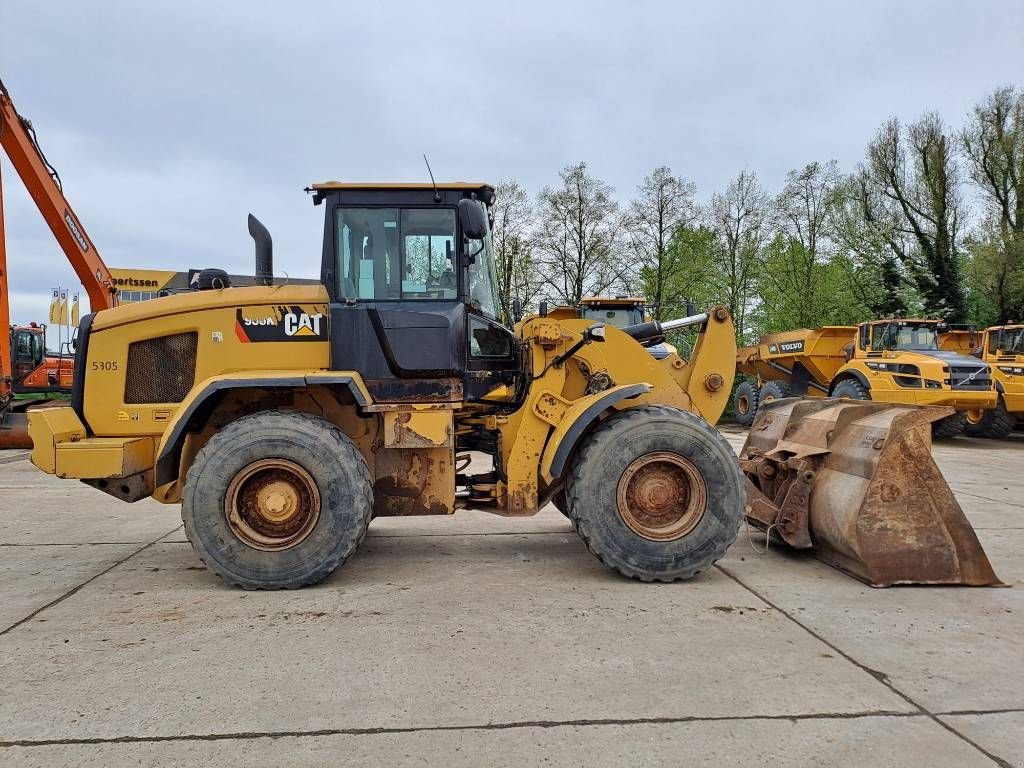 Knickgelenkte Baggerlader typu Sonstige Cat 938K (with round steer), Gebrauchtmaschine v Stabroek (Obrázok 5)