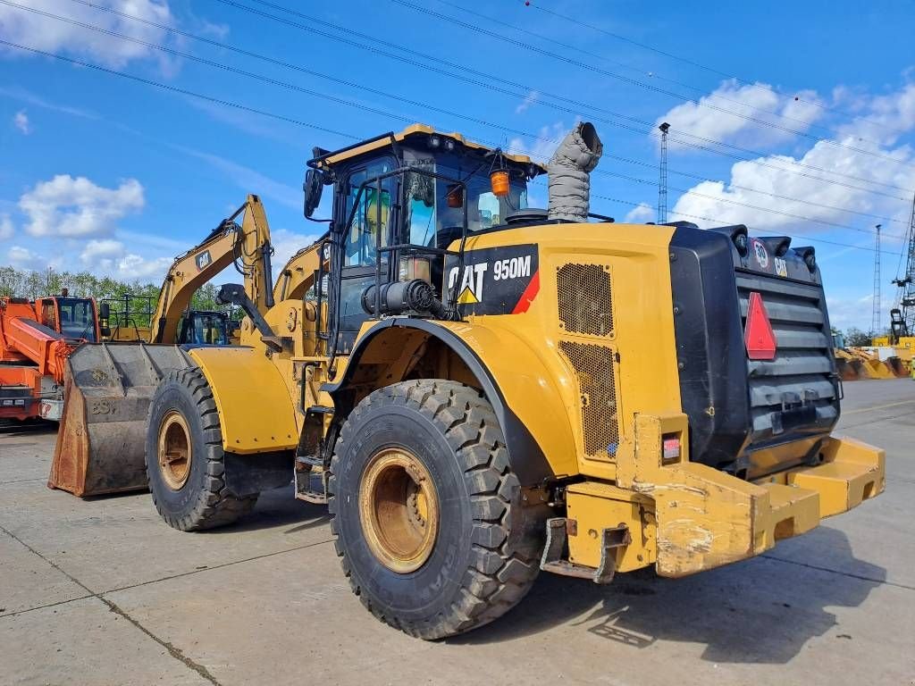 Knickgelenkte Baggerlader tip Sonstige Cat 950M (new tyres + round steer), Gebrauchtmaschine in Stabroek (Poză 2)