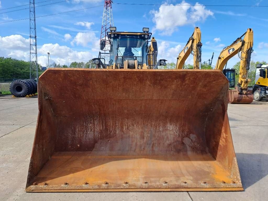 Knickgelenkte Baggerlader typu Sonstige Cat 950M (new tyres + round steer), Gebrauchtmaschine v Stabroek (Obrázok 8)