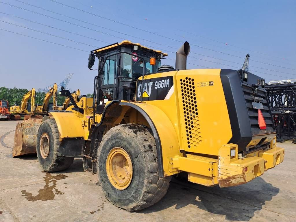 Knickgelenkte Baggerlader tip Sonstige Cat 966M, Gebrauchtmaschine in Stabroek (Poză 2)