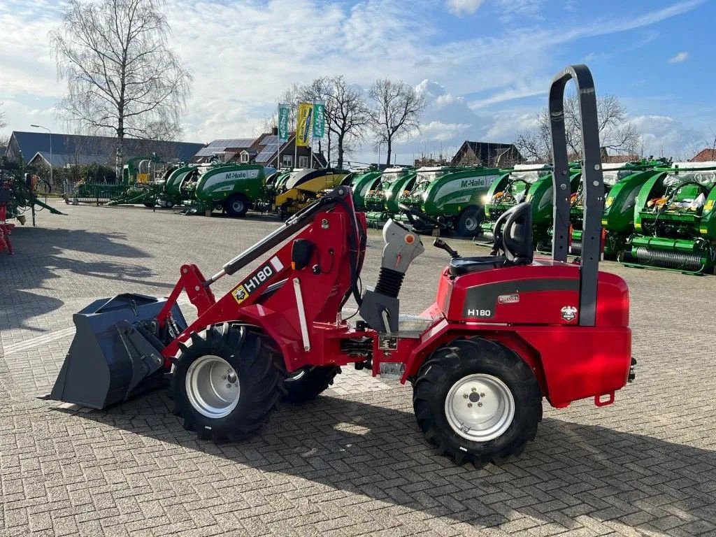 Knickgelenkte Baggerlader van het type Sonstige Hegales H180, Neumaschine in BENNEKOM (Foto 4)