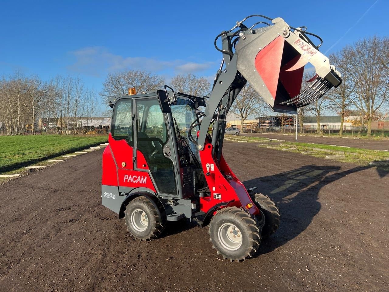 Knickgelenkte Baggerlader del tipo Sonstige PACAM PACAM kniklader minishovel Hoflader, Neumaschine en Deurne (Imagen 2)