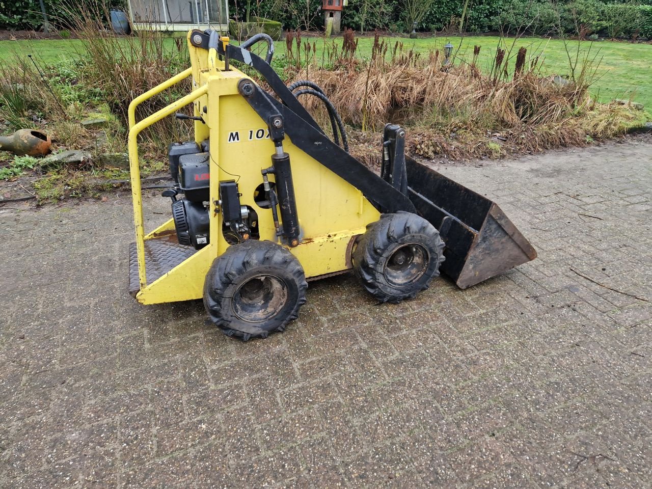 Knickgelenkte Baggerlader del tipo Sonstige shovel skidster M 10 X, Gebrauchtmaschine en Oirschot (Imagen 1)