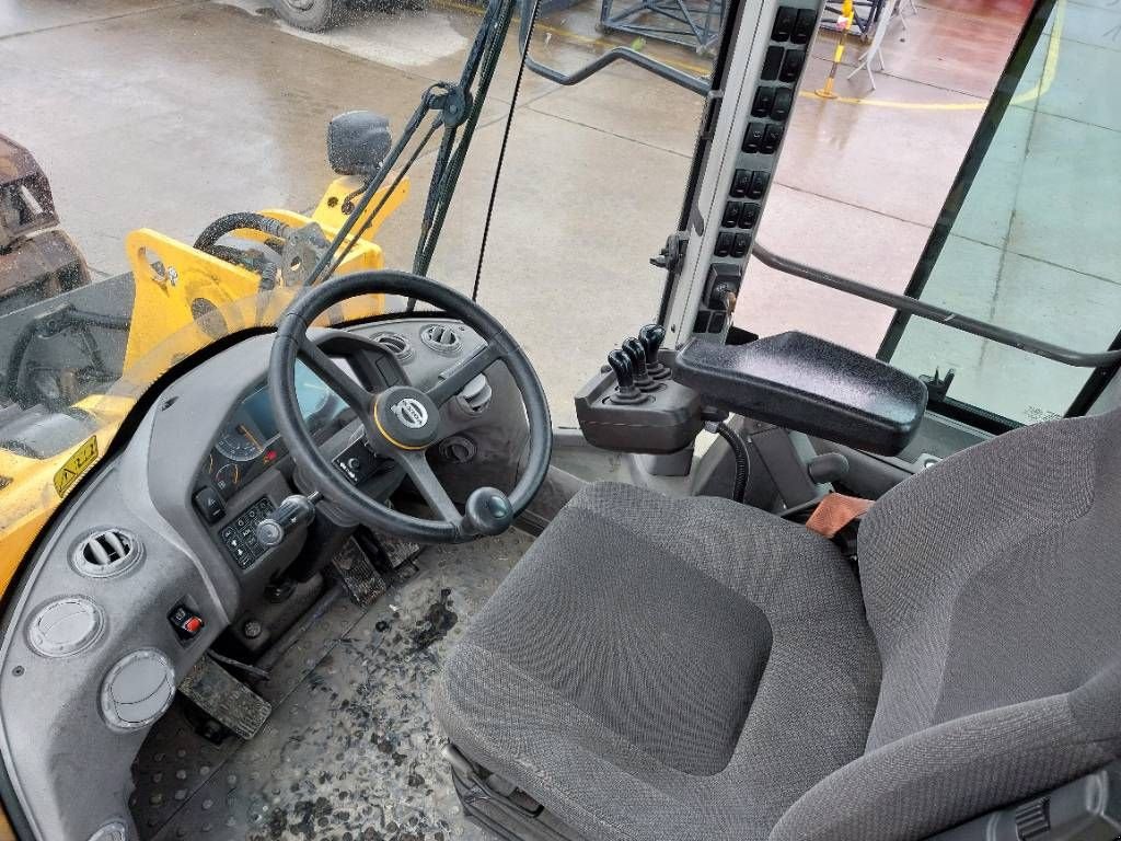 Knickgelenkte Baggerlader tipa Volvo L 110 H, Gebrauchtmaschine u Stabroek (Slika 10)