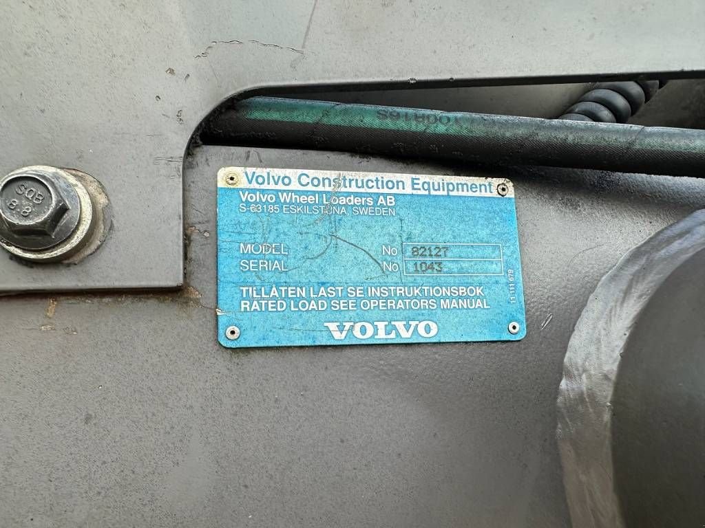 Knickgelenkte Baggerlader del tipo Volvo L 180 E, Gebrauchtmaschine en Wommels (Imagen 8)