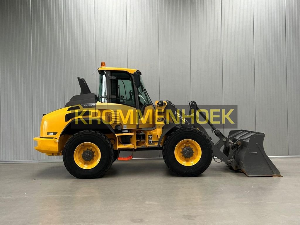 Knickgelenkte Baggerlader of the type Volvo L 50 H, Gebrauchtmaschine in Apeldoorn (Picture 5)