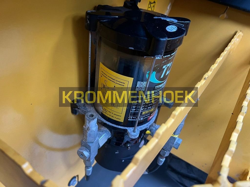 Knickgelenkte Baggerlader des Typs Volvo L 50 H, Gebrauchtmaschine in Apeldoorn (Bild 11)