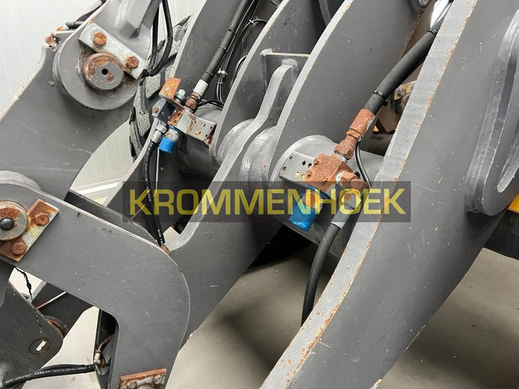 Knickgelenkte Baggerlader Türe ait Volvo L 50 H, Gebrauchtmaschine içinde Apeldoorn (resim 10)