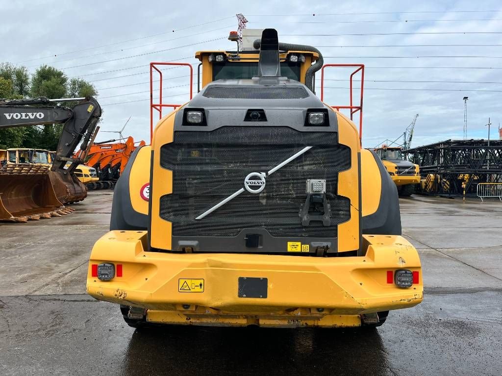 Knickgelenkte Baggerlader du type Volvo L150H, Gebrauchtmaschine en Stabroek (Photo 3)