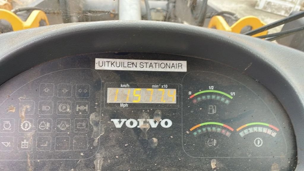 Knickgelenkte Baggerlader типа Volvo L30B, Gebrauchtmaschine в Vriezenveen (Фотография 5)