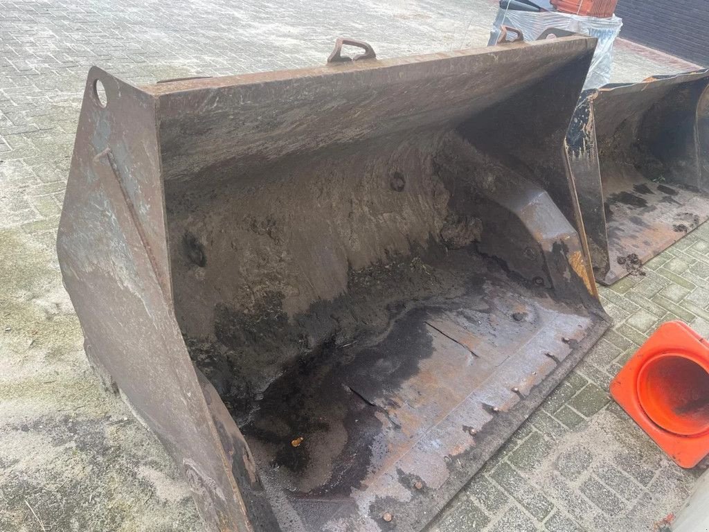 Knickgelenkte Baggerlader des Typs Volvo L30B, Gebrauchtmaschine in Vriezenveen (Bild 10)