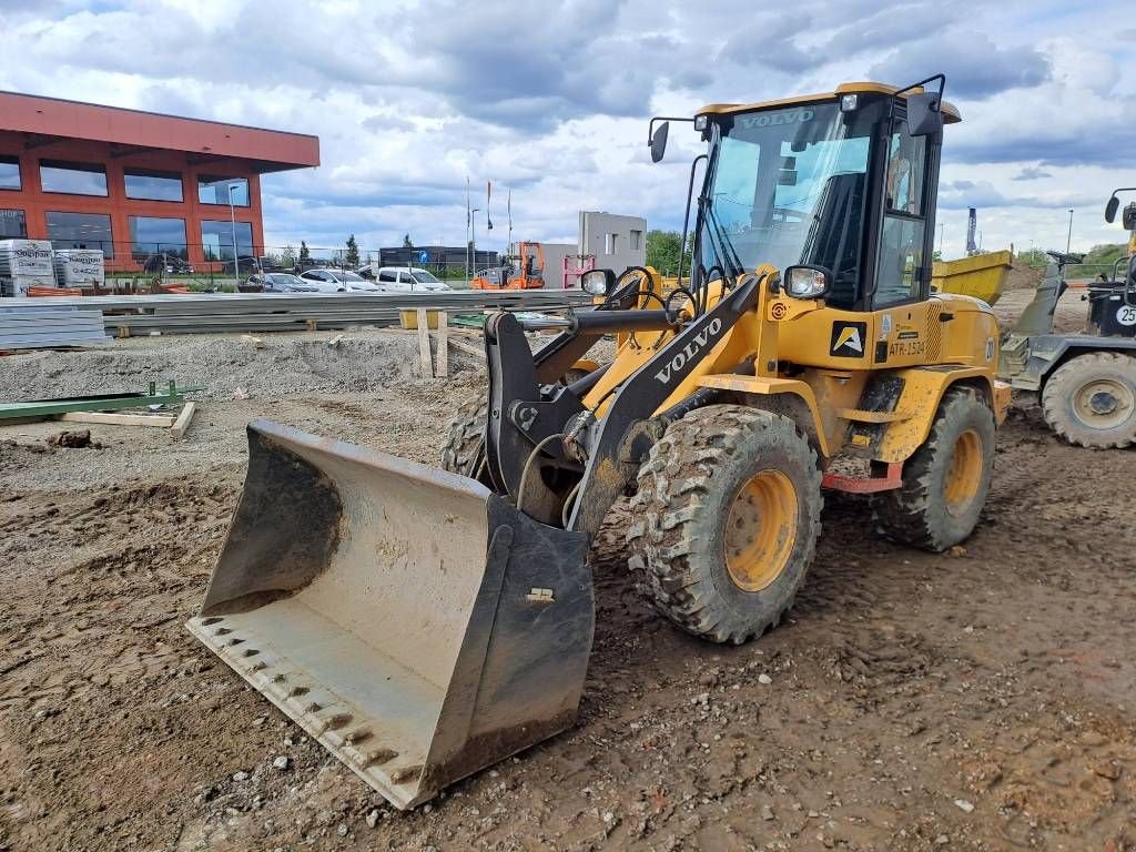 Knickgelenkte Baggerlader tipa Volvo L30G (Bucket + Forks), Gebrauchtmaschine u Stabroek (Slika 9)