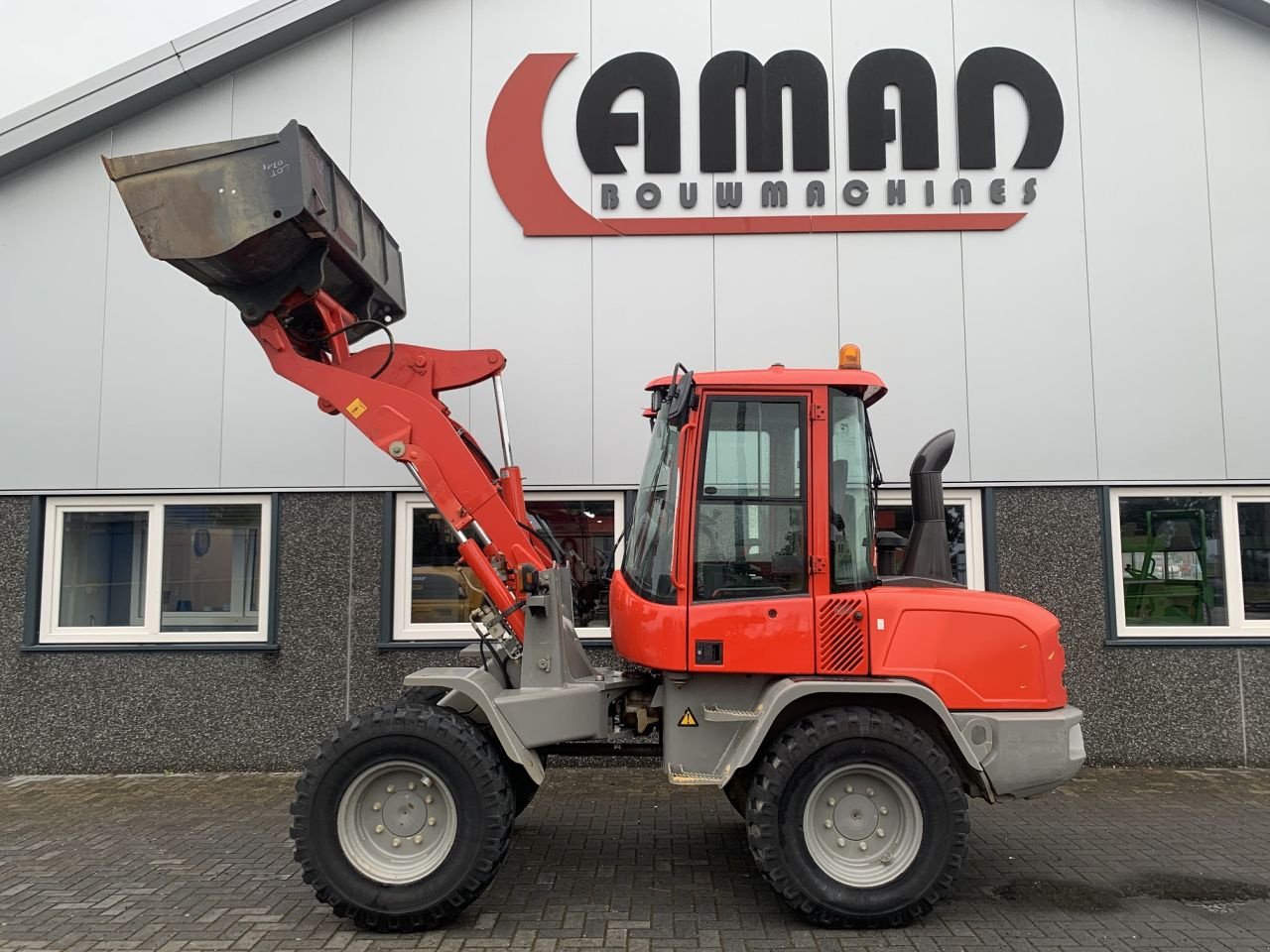 Knickgelenkte Baggerlader van het type Volvo L30G, Gebrauchtmaschine in Vriezenveen (Foto 1)