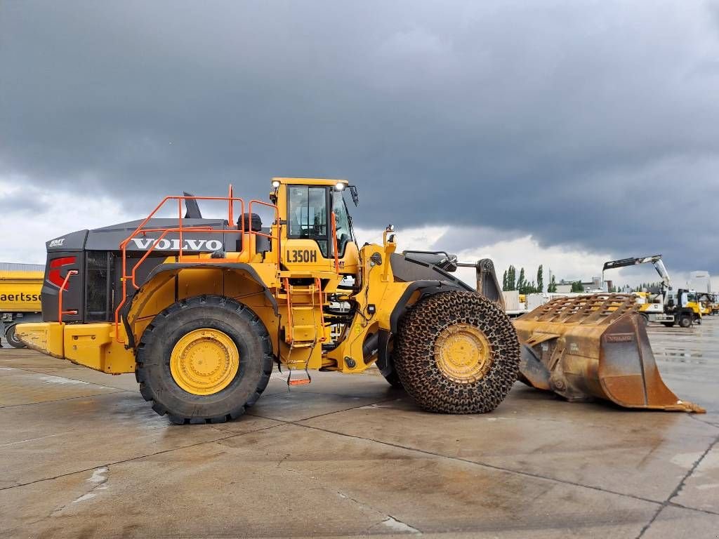 Knickgelenkte Baggerlader des Typs Volvo L350H, Gebrauchtmaschine in Stabroek (Bild 5)