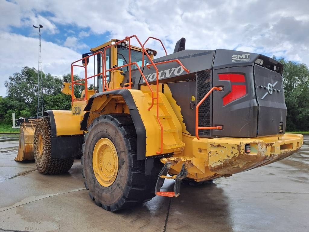 Knickgelenkte Baggerlader от тип Volvo L350H, Gebrauchtmaschine в Stabroek (Снимка 2)