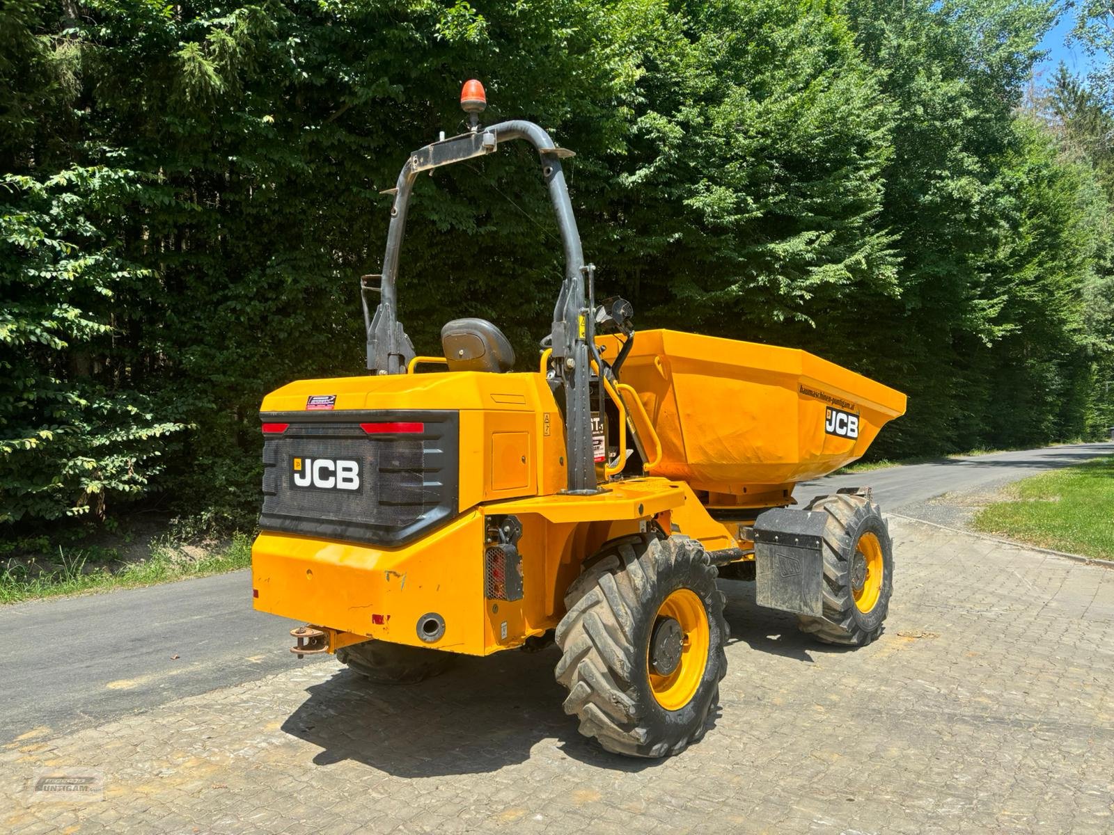 Knickgelenkte Dumper des Typs JCB 6 ST, Gebrauchtmaschine in Deutsch - Goritz (Bild 8)