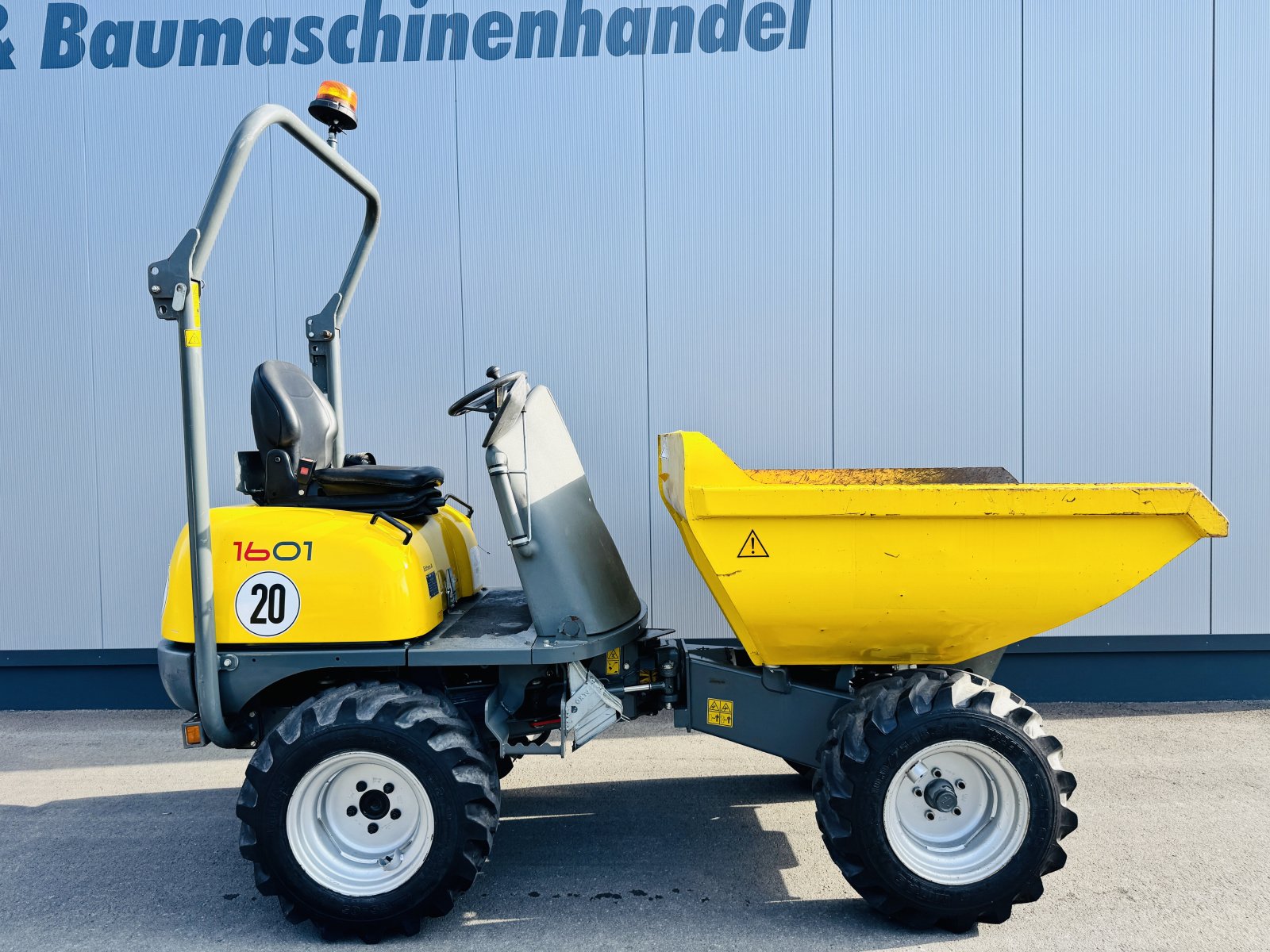 Knickgelenkte Dumper типа Wacker Neuson 1601 / 1501, Gebrauchtmaschine в Falkenstein (Фотография 3)