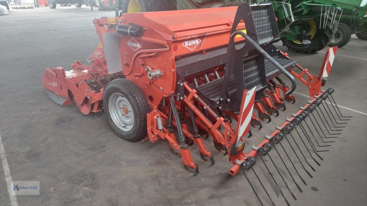 Kombination tip Kuhn Kreiselegge HRB252D, Gebrauchtmaschine in Wölferheim (Poză 4)