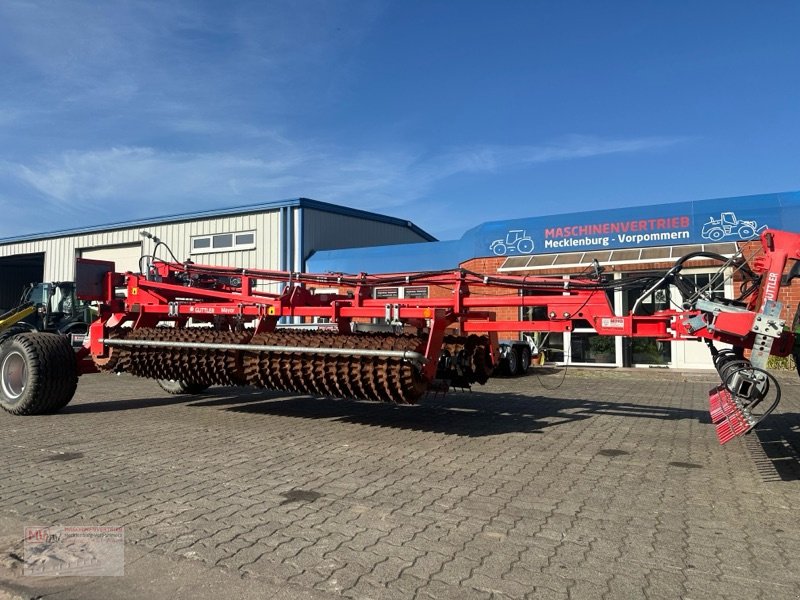 Kombiwalze des Typs Güttler Mayor 820 mit Ripperboard Quattro, Gebrauchtmaschine in Neubrandenburg (Bild 1)