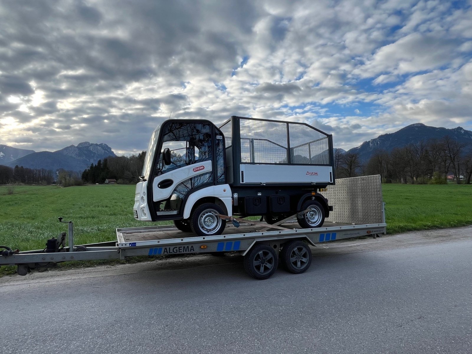 Kommunalfahrzeug Türe ait Adaxx ELEKTRO MTN 110, Gebrauchtmaschine içinde Obergünzburg (resim 5)