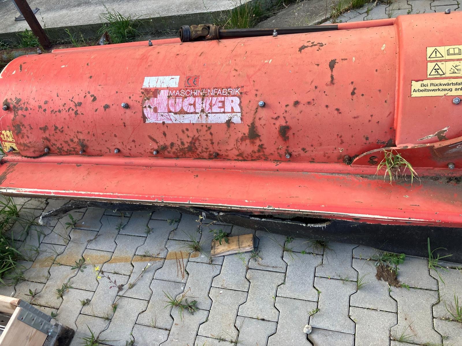 Kommunalfahrzeug des Typs Dücker USM 18 VR3 Seitenmulcher, Gebrauchtmaschine in Hillerse (Bild 4)