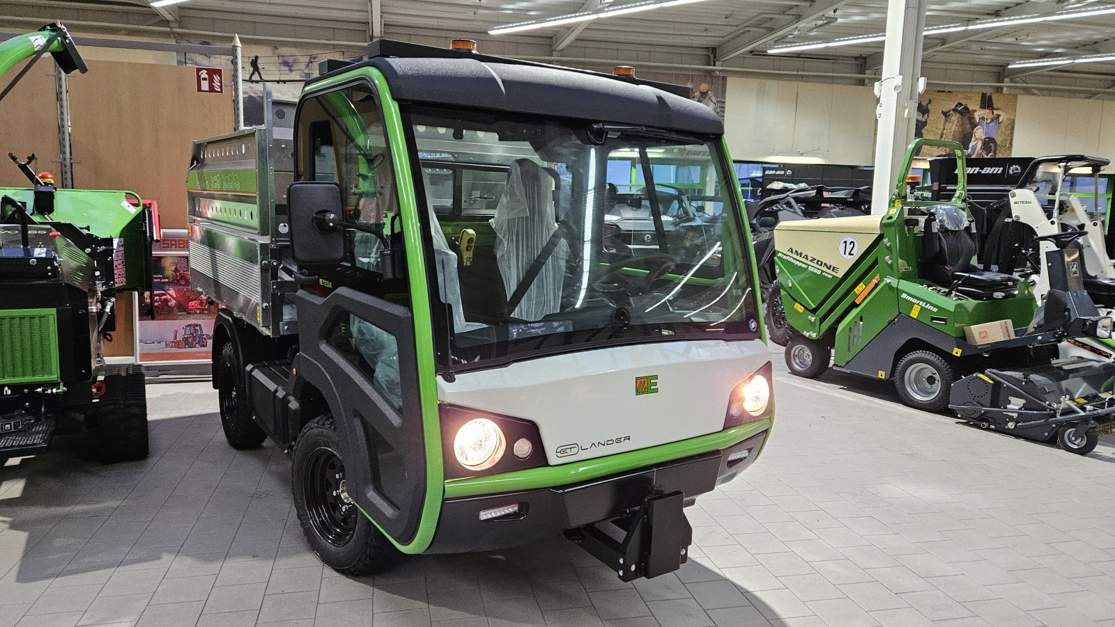 Kommunalfahrzeug tipa Etesia ET-LANDER Multifunktionsfahrzeug, Neumaschine u Olpe (Slika 21)