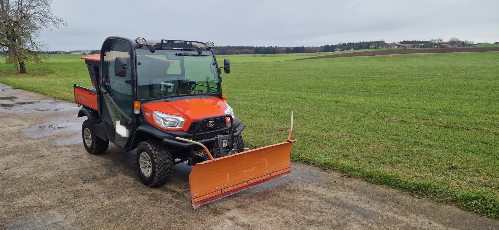 Kommunalfahrzeug Türe ait Kubota RTVX-1110 29 Stunden Winterdienst, Gebrauchtmaschine içinde Palling (resim 4)