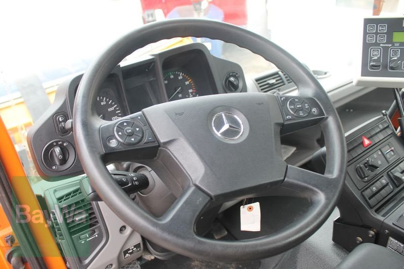 Kommunalfahrzeug типа Mercedes-Benz UNIMOG U218, Gebrauchtmaschine в Straubing (Фотография 17)