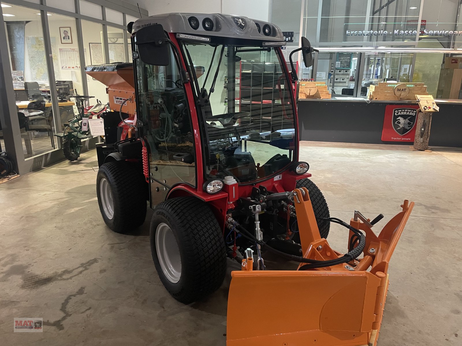 Kommunaltraktor van het type Antonio Carraro SP 4800, Gebrauchtmaschine in Waldkraiburg (Foto 3)