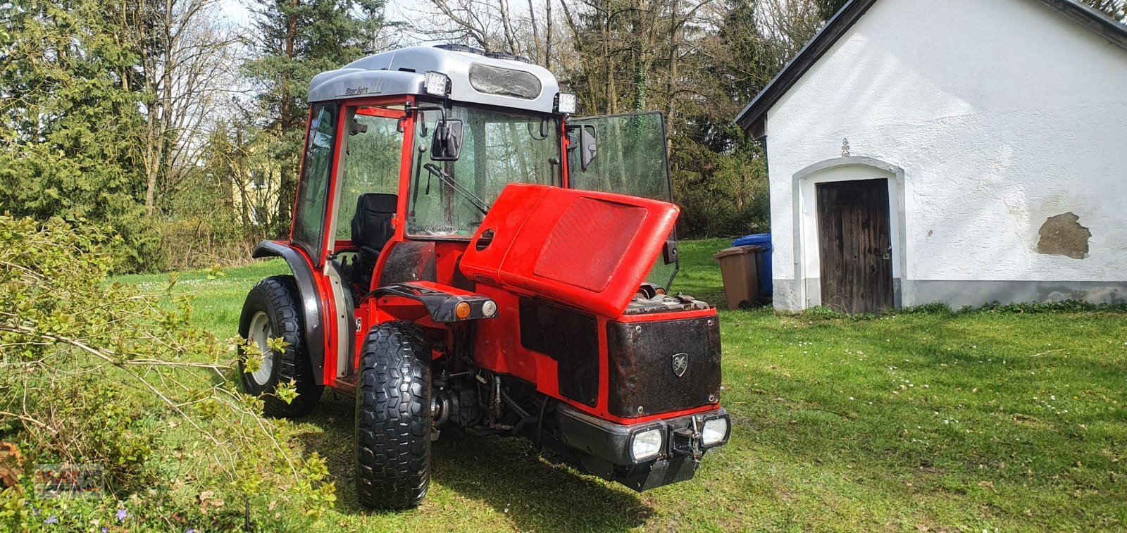 Kommunaltraktor typu Antonio Carraro TRH 9400, Gebrauchtmaschine v Waldkraiburg (Obrázok 1)