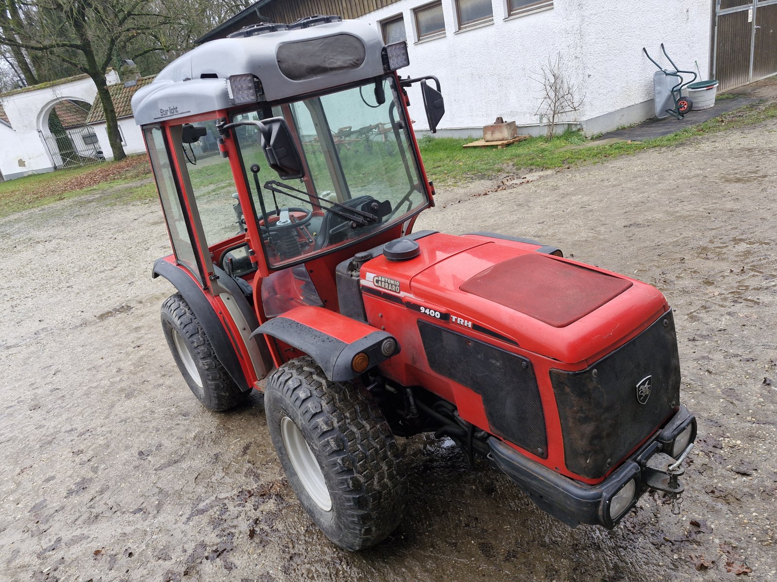 Kommunaltraktor del tipo Antonio Carraro TRH 9400, Gebrauchtmaschine In SR (Immagine 2)